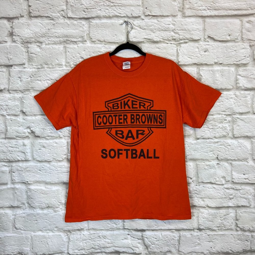 COOTER BROWNS BIKER BAR Softball Mens TShirt Size Large Gildan Brand Orange